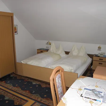 Hotel-gasthof Stoff