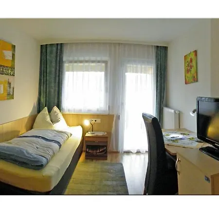Hotel-gasthof Stoff Hotell 4*