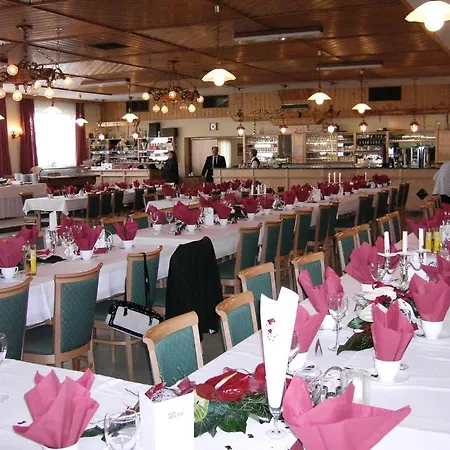 Hotel Hotel-gasthof Stoff