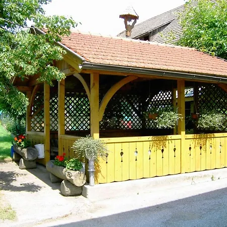 Hotel Hotel-gasthof Stoff