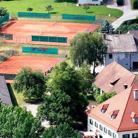 Hotel-gasthof Stoff Hotel 4*