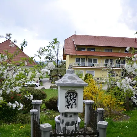 Hotel-gasthof Stoff 4*