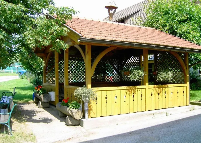 Hotel Hotel-gasthof Stoff